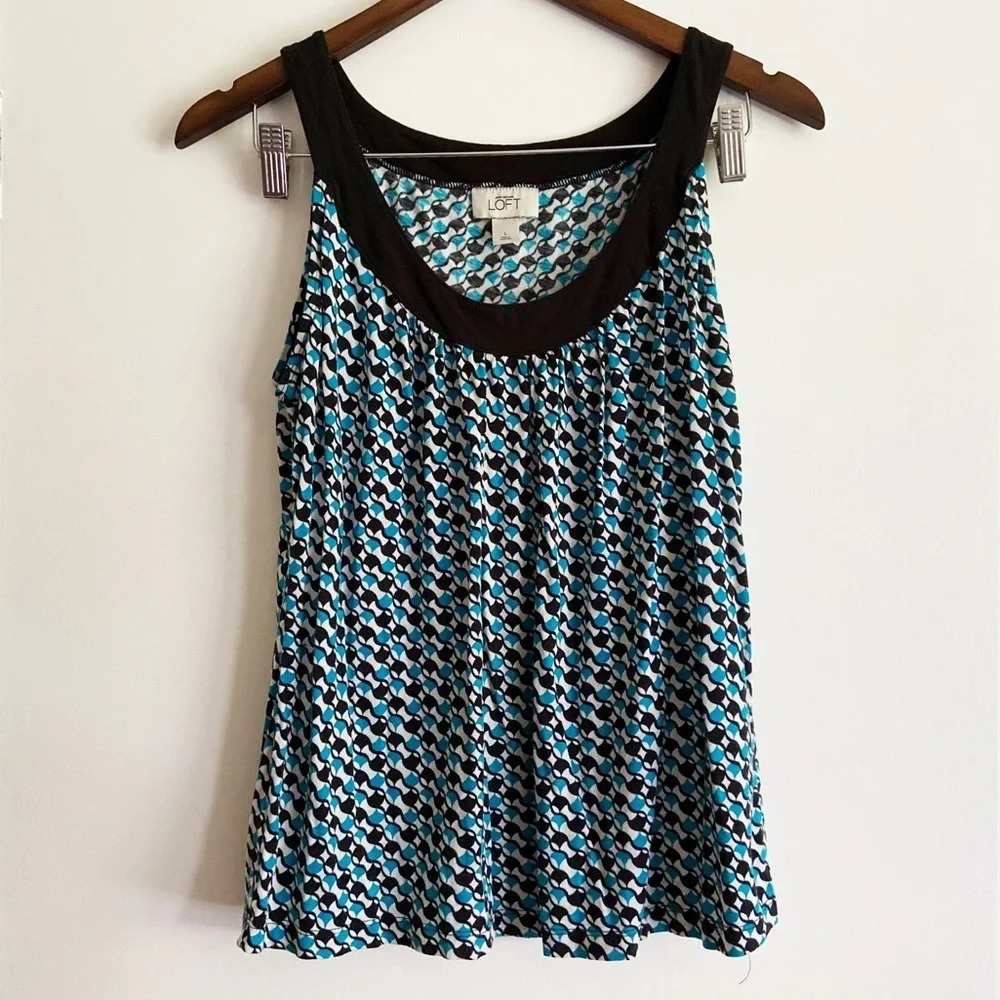 Sleeveless Blouse Geometric Pattern Swoop Neck Top Size Large